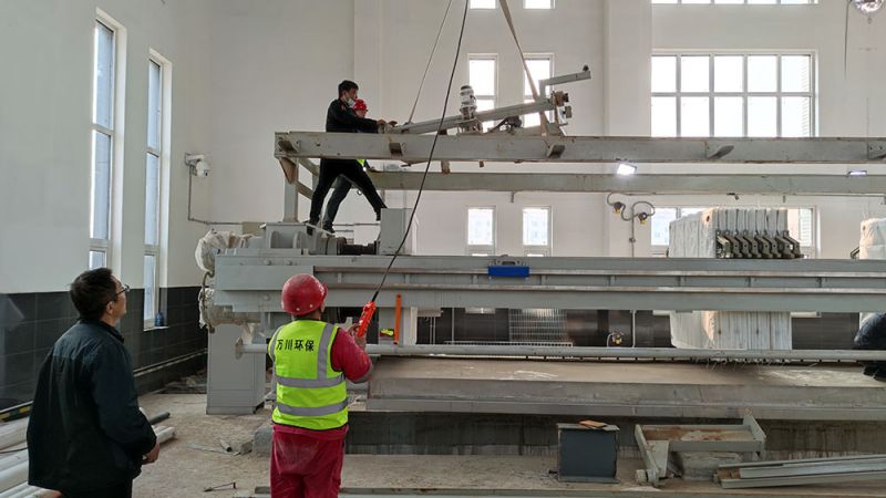 折疊帶式壓濾機的結(jie)構特點